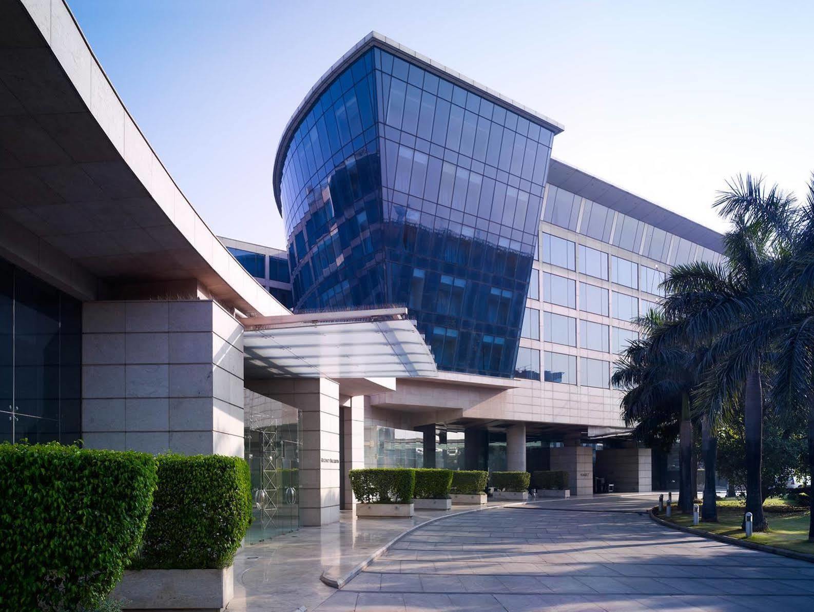 Hyatt Regency Mumbai International Airport Hotel Exterior foto The Westin Dubai